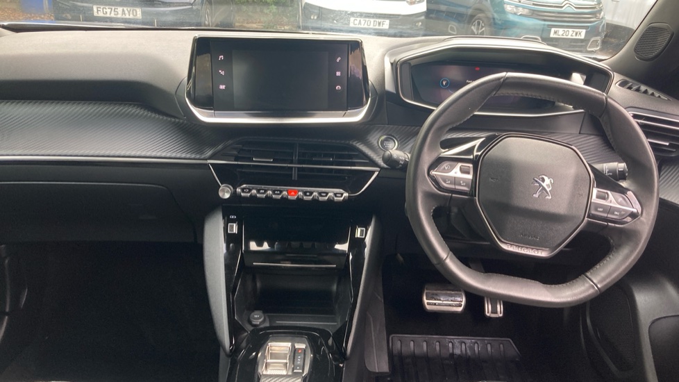 Peugeot 2008 100kW Allure Premium+ 50kWh 5dr Auto Electric Estate - Image 10
