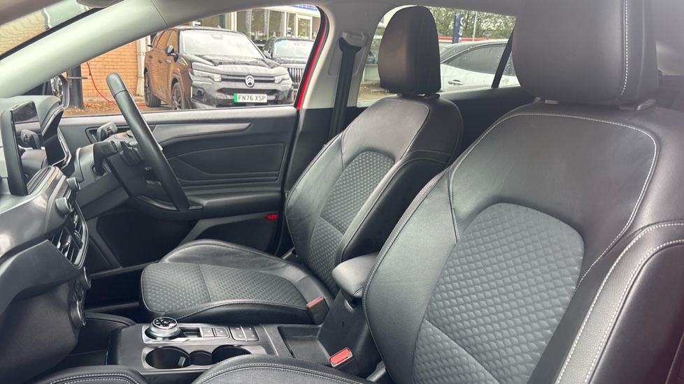 Ford Focus 1.0 EcoBoost 125 Titanium X 5dr Auto Petrol Estate - Image 8