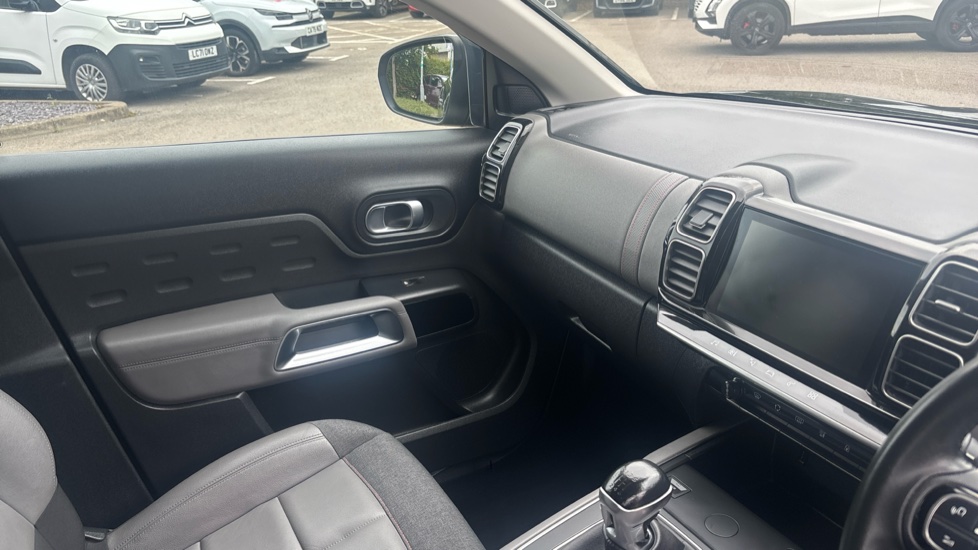 Citroen C5 Aircross 1.2 PureTech 130 Flair 5dr Petrol Hatchback - Image 14