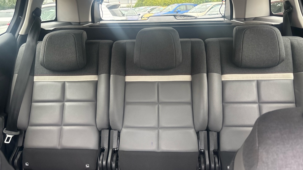 Citroen C5 Aircross 1.2 PureTech 130 Flair 5dr Petrol Hatchback - Image 15