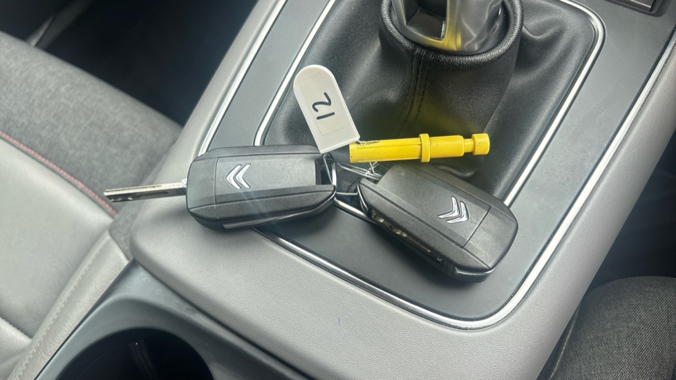 Citroen C5 Aircross 1.2 PureTech 130 Flair 5dr Petrol Hatchback - Image 20