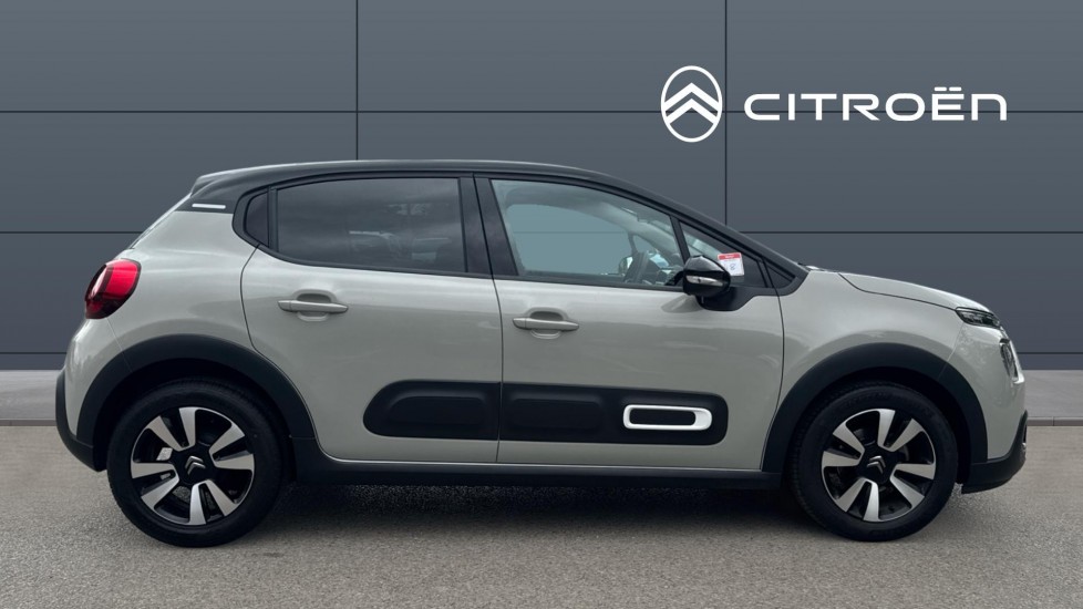 Citroen C3 1.2 PureTech Plus 5dr Petrol Hatchback - Image 5