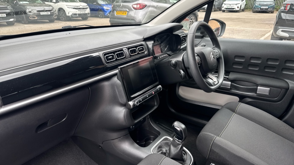 Citroen C3 1.2 PureTech Plus 5dr Petrol Hatchback - Image 9