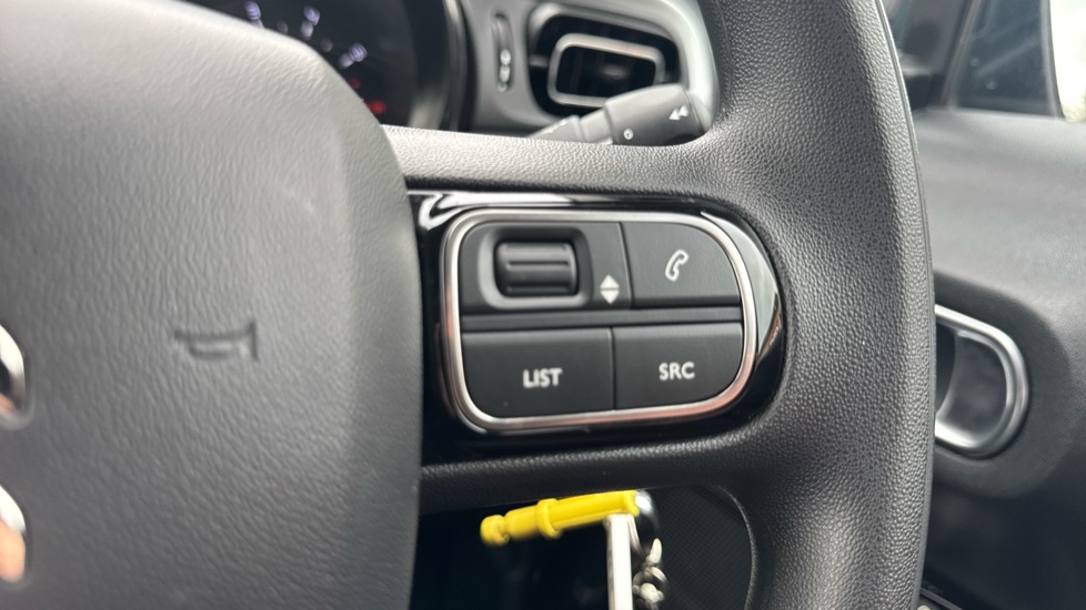 Citroen C3 1.2 PureTech Plus 5dr Petrol Hatchback - Image 22