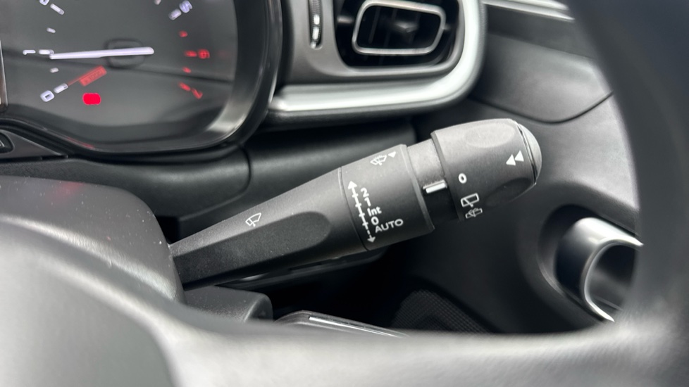 Citroen C3 1.2 PureTech Plus 5dr Petrol Hatchback - Image 23