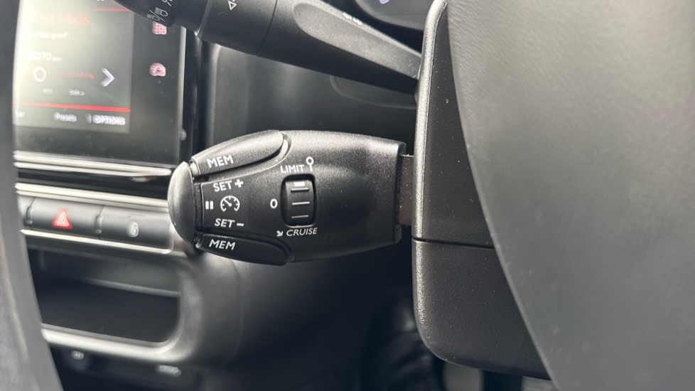 Citroen C3 1.2 PureTech Plus 5dr Petrol Hatchback - Image 25