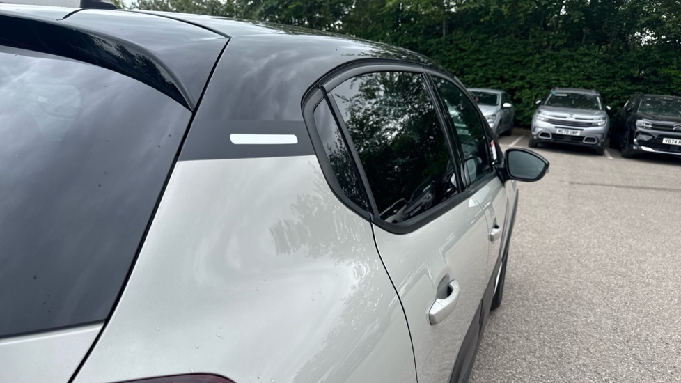 Citroen C3 1.2 PureTech Plus 5dr Petrol Hatchback - Image 28