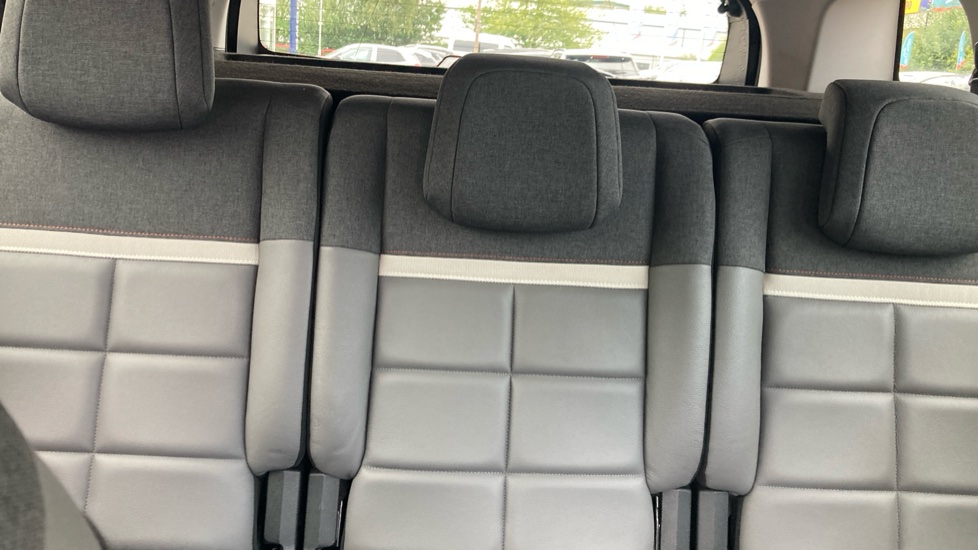 Citroen C5 Aircross 1.6 PureTech 180 Flair 5dr EAT8 Petrol Hatchback - Image 15