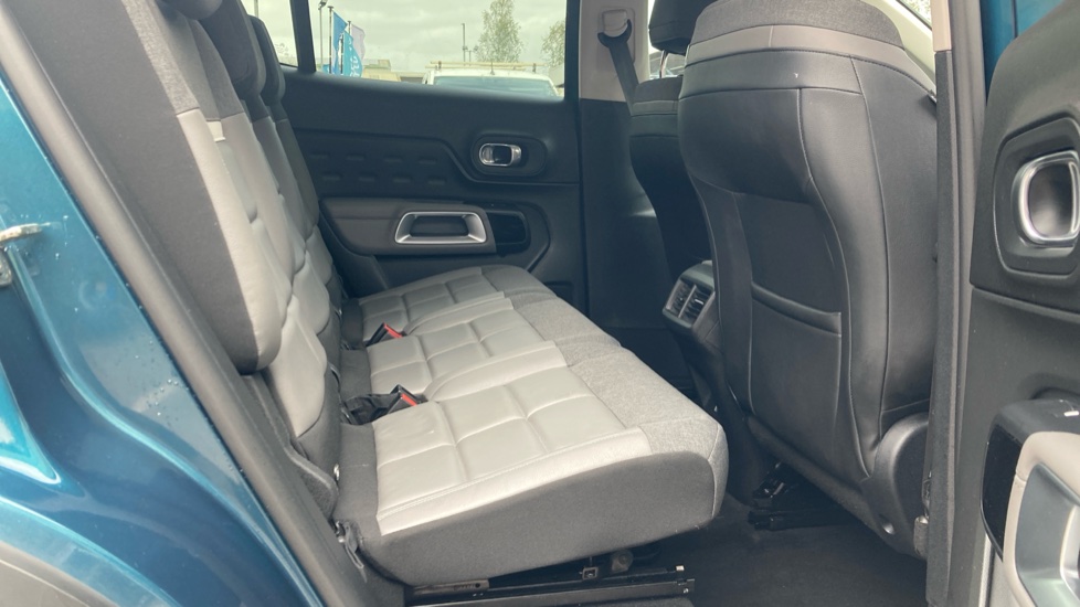 Citroen C5 Aircross 1.6 PureTech 180 Flair 5dr EAT8 Petrol Hatchback - Image 16