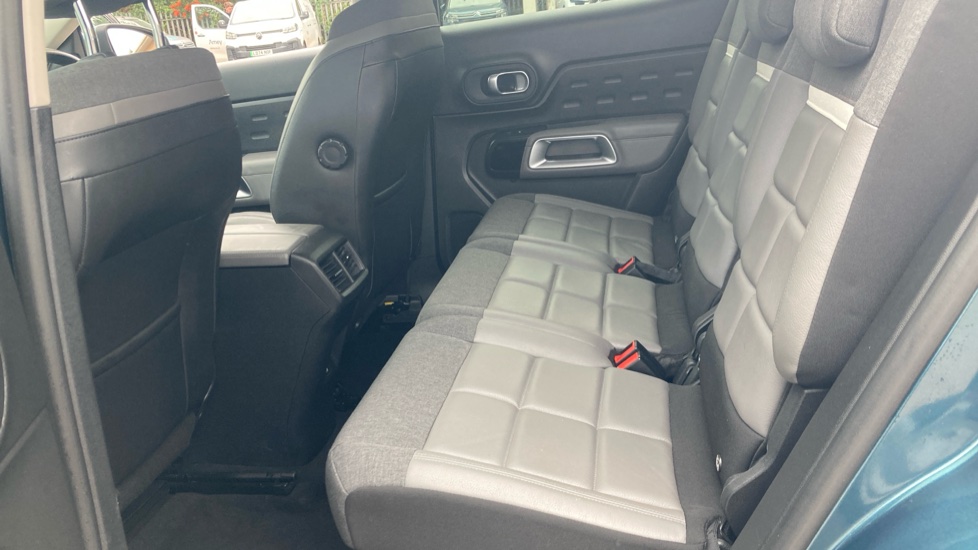 Citroen C5 Aircross 1.6 PureTech 180 Flair 5dr EAT8 Petrol Hatchback - Image 22
