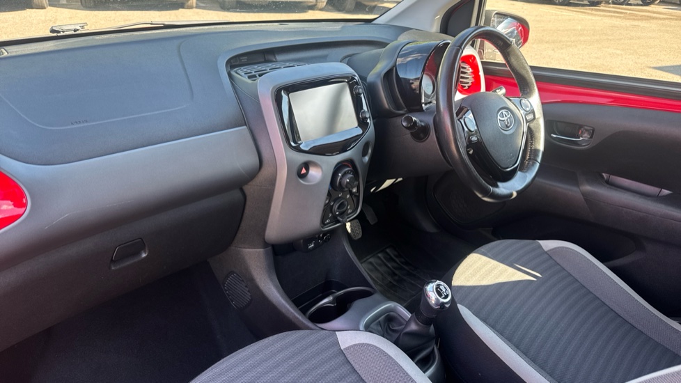 Toyota Aygo 1.0 VVT-i X-Play 5dr Petrol Hatchback - Image 9