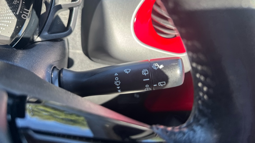 Toyota Aygo 1.0 VVT-i X-Play 5dr Petrol Hatchback - Image 24