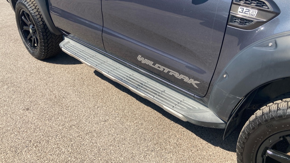 Ford Ranger Diesel Pick Up Double Cab Wildtrak 3.2 TDCi 200 Auto - Image 24