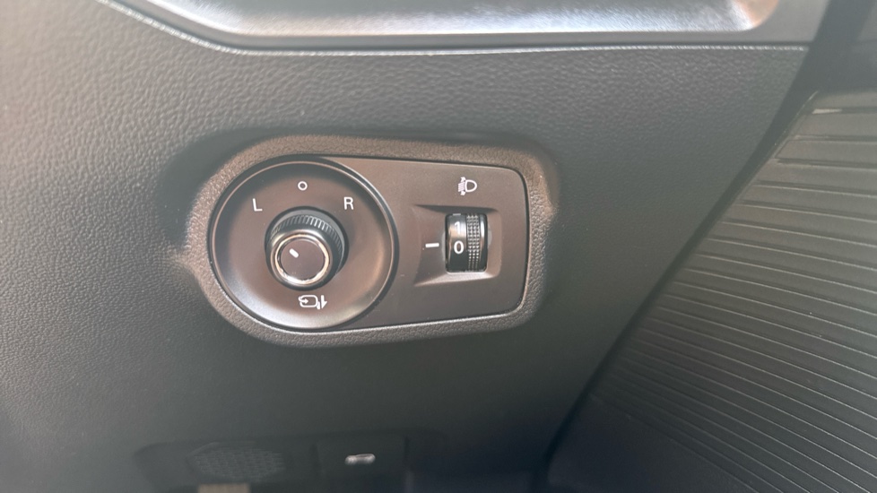 MG MG4 150kW Trophy EV Long Range 64kWh 5dr Auto Electric Hatchback - Image 24