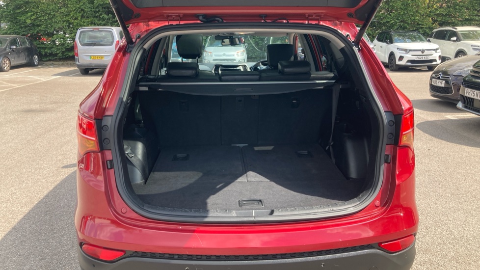 Hyundai SANTA FE 2.2 CRDi Premium SE 5dr Auto [7 Seats] Diesel Estate - Image 4