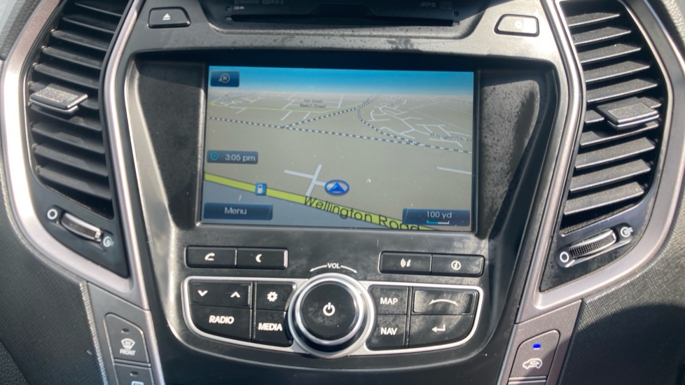 Hyundai SANTA FE 2.2 CRDi Premium SE 5dr Auto [7 Seats] Diesel Estate - Image 32