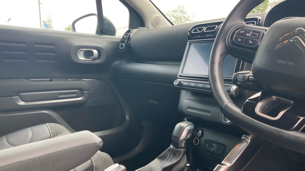 Citroen C3 Aircross 1.2 PureTech 130 Shine Plus 5dr EAT6 Petrol Hatchback - Image 14