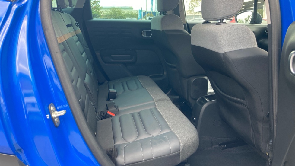 Citroen C3 Aircross 1.2 PureTech 130 Shine Plus 5dr EAT6 Petrol Hatchback - Image 16