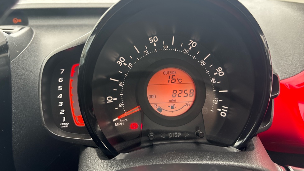 Citroen C1 1.0 VTi 72 JCC+ 5dr Petrol Hatchback - Image 18