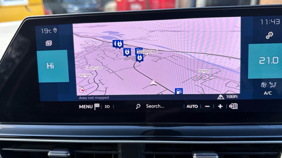 Citroen C5 Aircross 1.6 Plug-in Hybrid E-series 5dr e-EAT8 Hatchback - Image 12