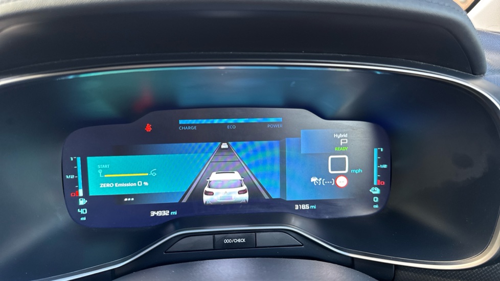 Citroen C5 Aircross 1.6 Plug-in Hybrid E-series 5dr e-EAT8 Hatchback - Image 18