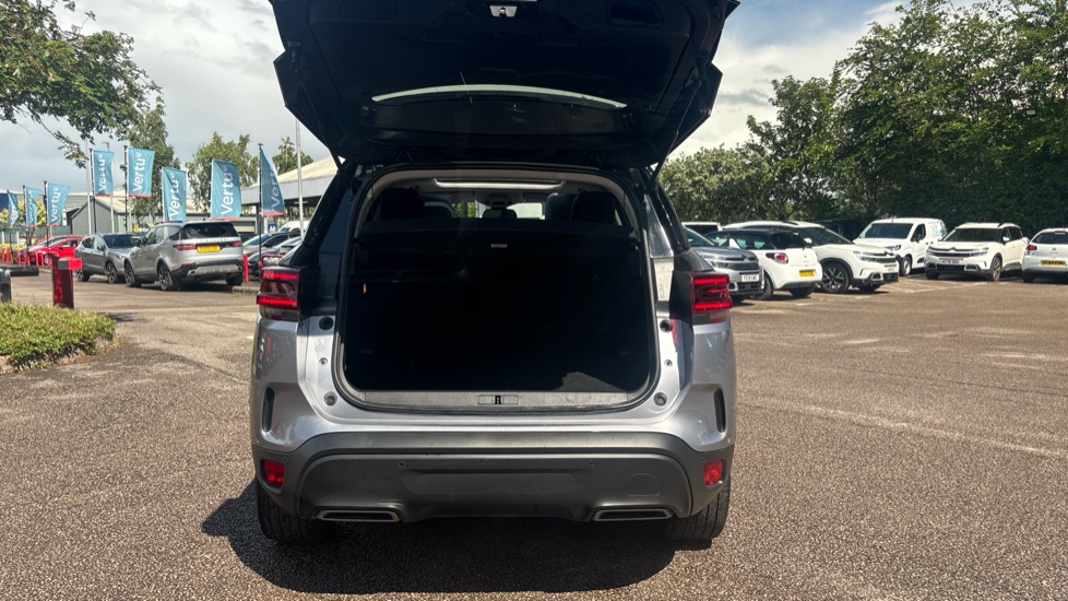Citroen C5 Aircross 1.6 Plug-in Hybrid E-series 5dr e-EAT8 Hatchback - Image 4