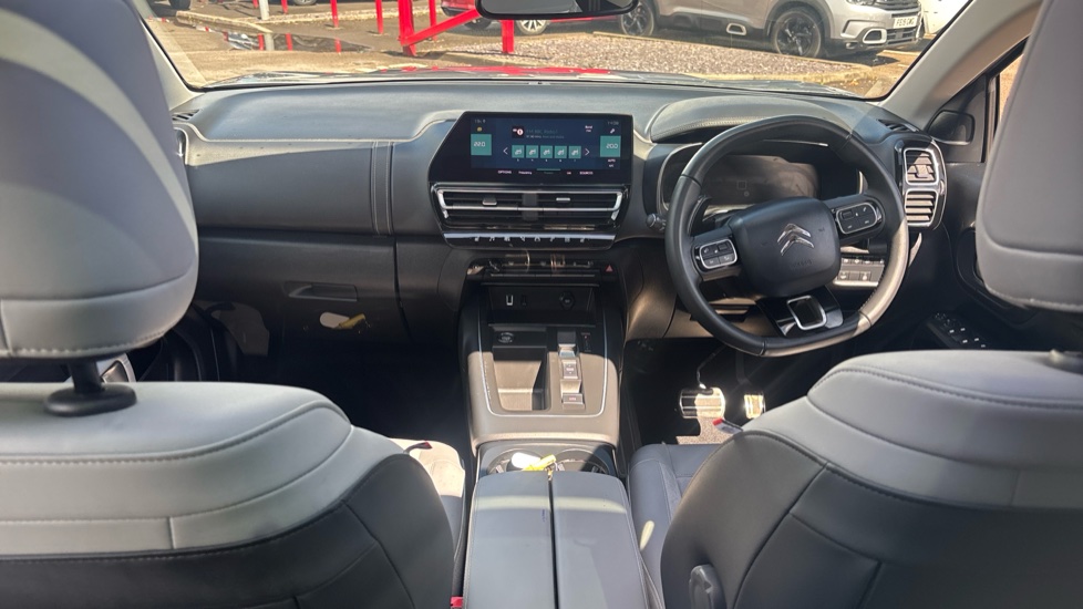 Citroen C5 Aircross 1.6 Plug-in Hybrid E-series 5dr e-EAT8 Hatchback - Image 10