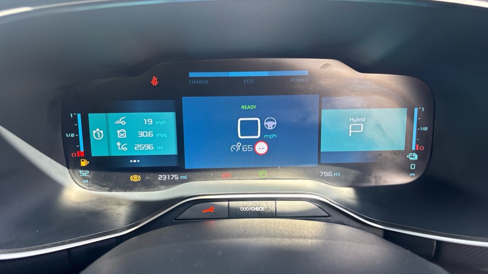 Citroen C5 Aircross 1.6 Plug-in Hybrid E-series 5dr e-EAT8 Hatchback - Image 18