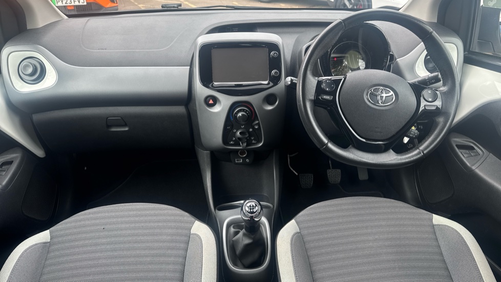 Toyota Aygo 1.0 VVT-i X-Play 5dr Petrol Hatchback - Image 10