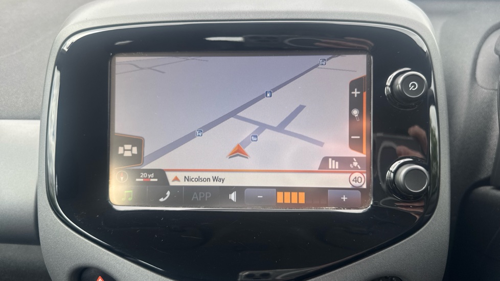 Toyota Aygo 1.0 VVT-i X-Play 5dr Petrol Hatchback - Image 12