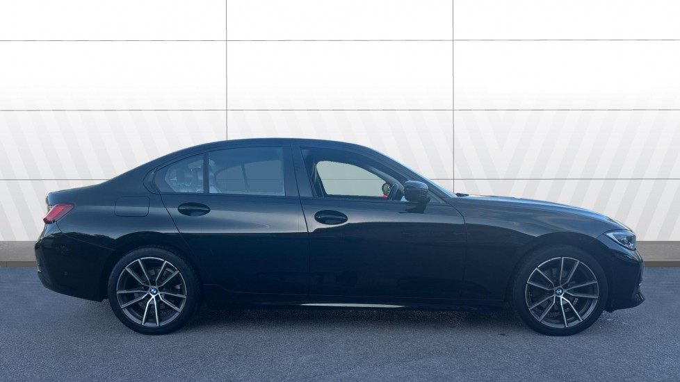 BMW 3 Series 320i Sport 4dr Step Auto Petrol Saloon - Image 5