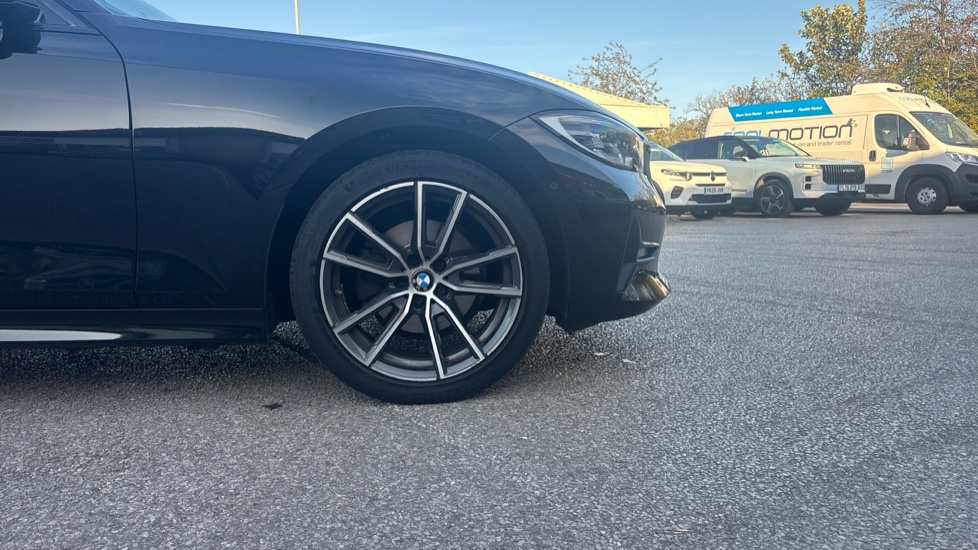 BMW 3 Series 320i Sport 4dr Step Auto Petrol Saloon - Image 7