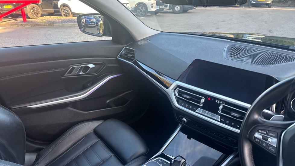 BMW 3 Series 320i Sport 4dr Step Auto Petrol Saloon - Image 14