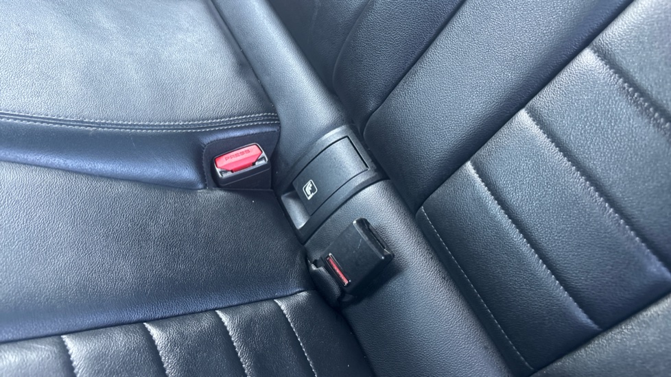 BMW 3 Series 320i Sport 4dr Step Auto Petrol Saloon - Image 17