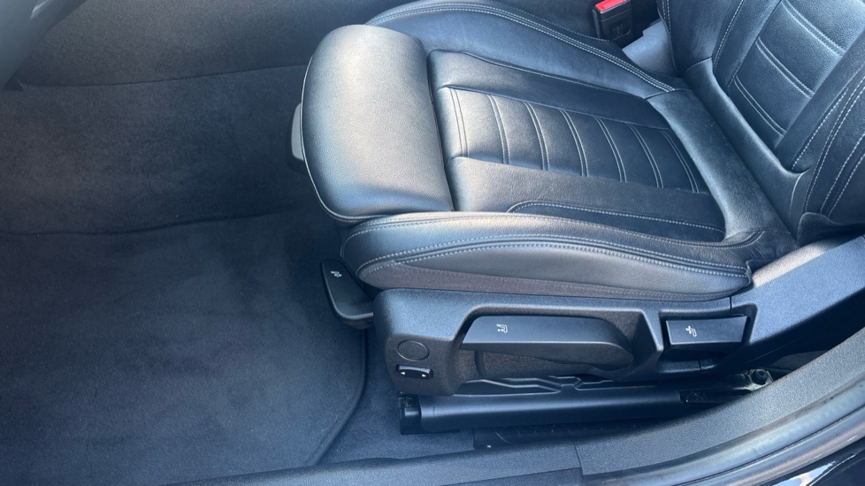 BMW 3 Series 320i Sport 4dr Step Auto Petrol Saloon - Image 23
