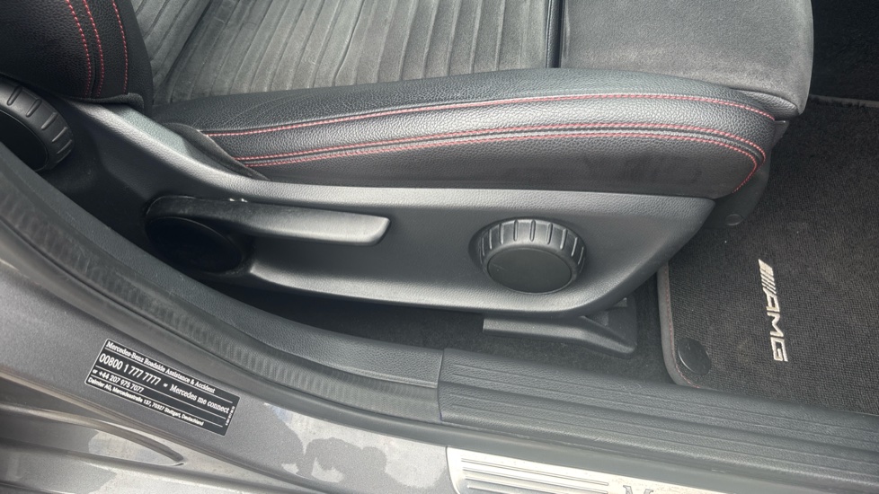 Mercedes-Benz GLA 220d 4Matic AMG Line 5dr Auto [Premium] Diesel Hatchback - Image 21