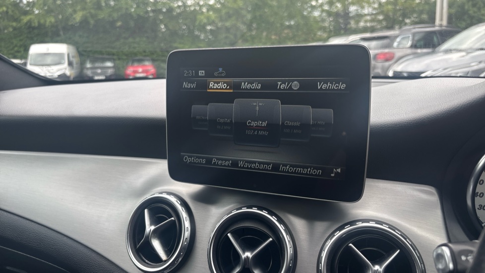 Mercedes-Benz GLA 220d 4Matic AMG Line 5dr Auto [Premium] Diesel Hatchback - Image 31
