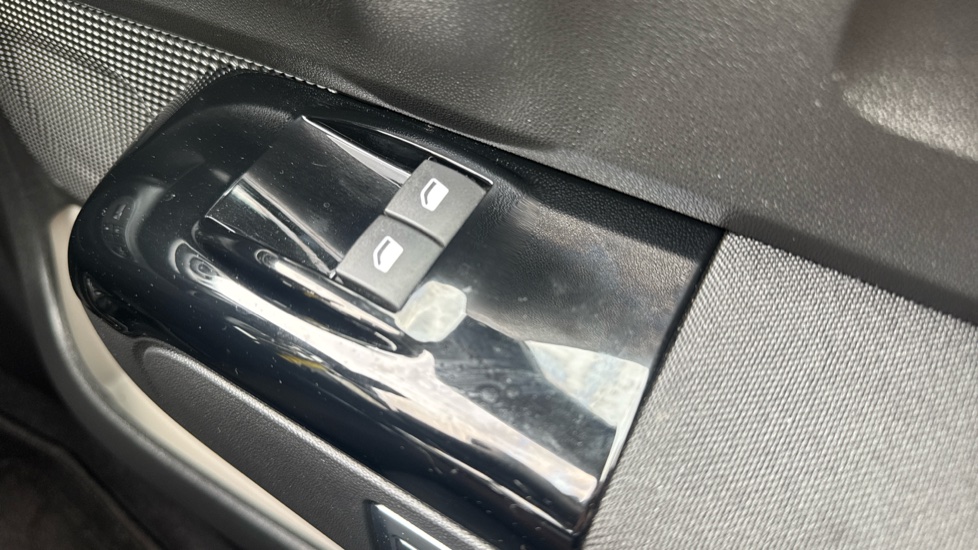 Citroen C3 1.2 PureTech You 5dr Petrol Hatchback - Image 29