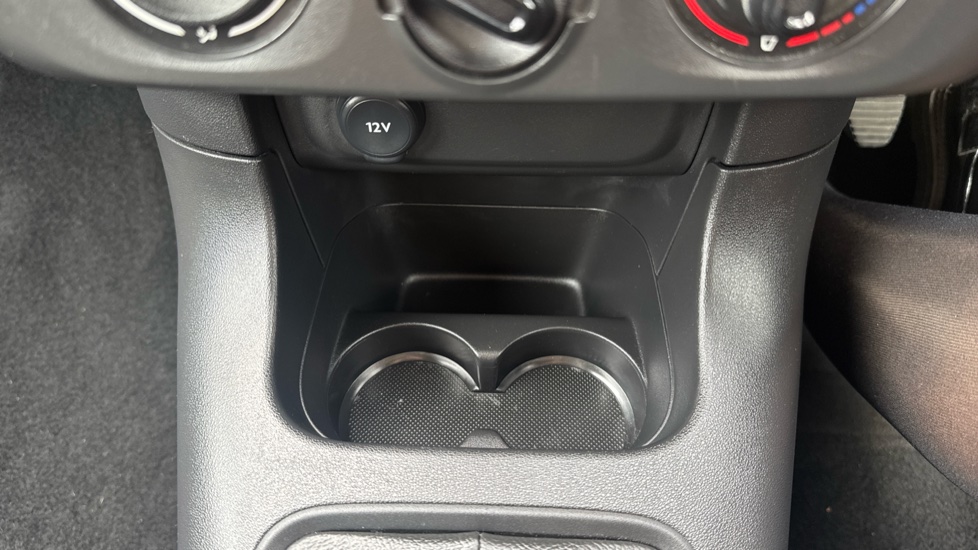 Citroen C3 1.2 PureTech You 5dr Petrol Hatchback - Image 31
