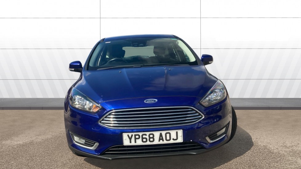 Ford Focus 1.5 EcoBoost Titanium Navigation 5dr Petrol Hatchback - Image 3