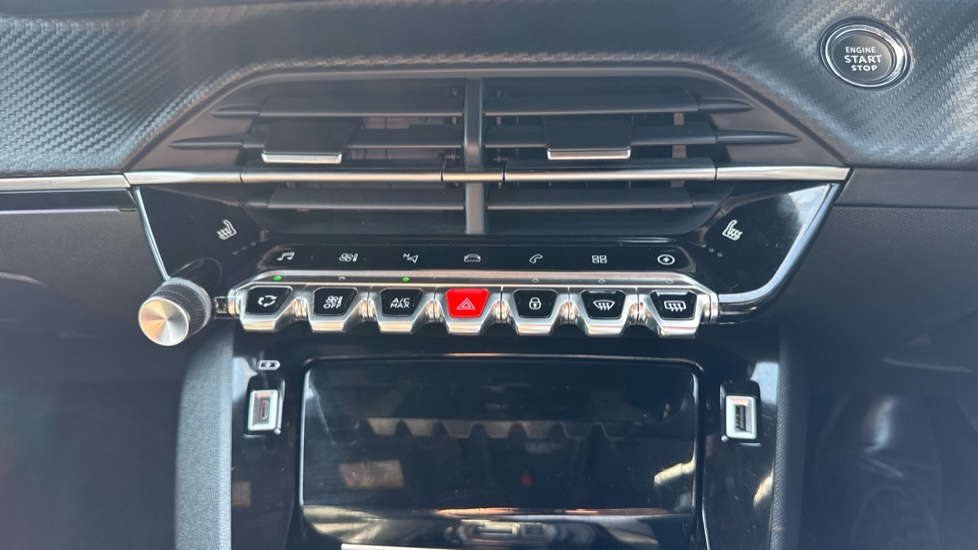 Peugeot 2008 100kW GT 50kWh 5dr Auto Electric Estate - Image 28