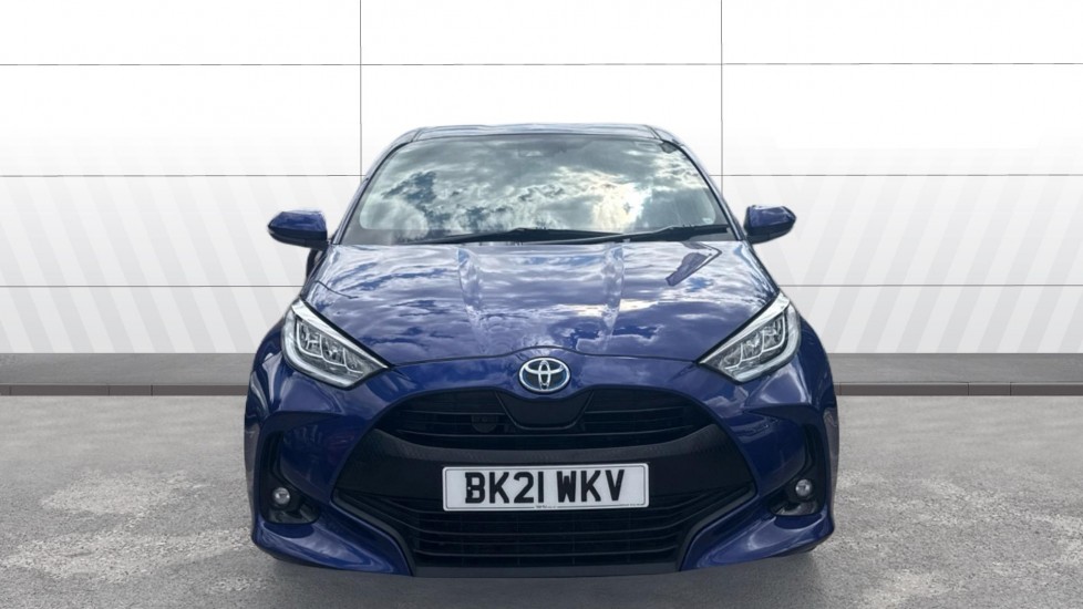 Toyota Yaris 1.5 Hybrid Design 5dr CVT Hybrid Hatchback - Image 3