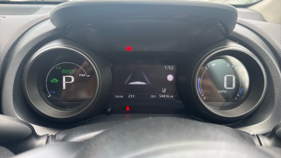 Toyota Yaris 1.5 Hybrid Design 5dr CVT Hybrid Hatchback - Image 18