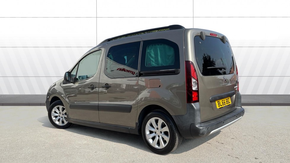 Peugeot Partner Tepee 1.6 BlueHDi 100 Outdoor 5dr Diesel Estate - Image 2