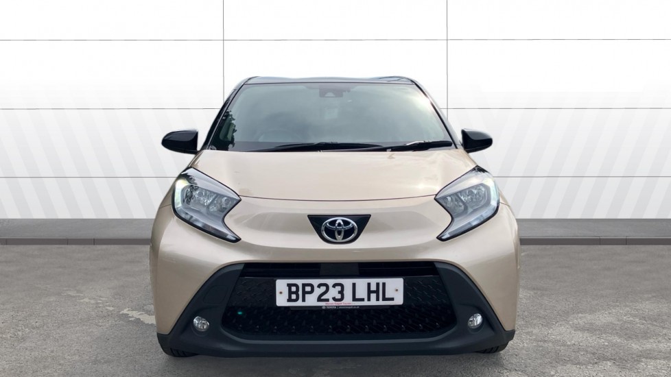 Toyota Aygo X 1.0 VVT-i Edge 5dr Petrol Hatchback - Image 3