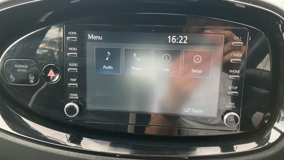 Toyota Aygo X 1.0 VVT-i Edge 5dr Petrol Hatchback - Image 30