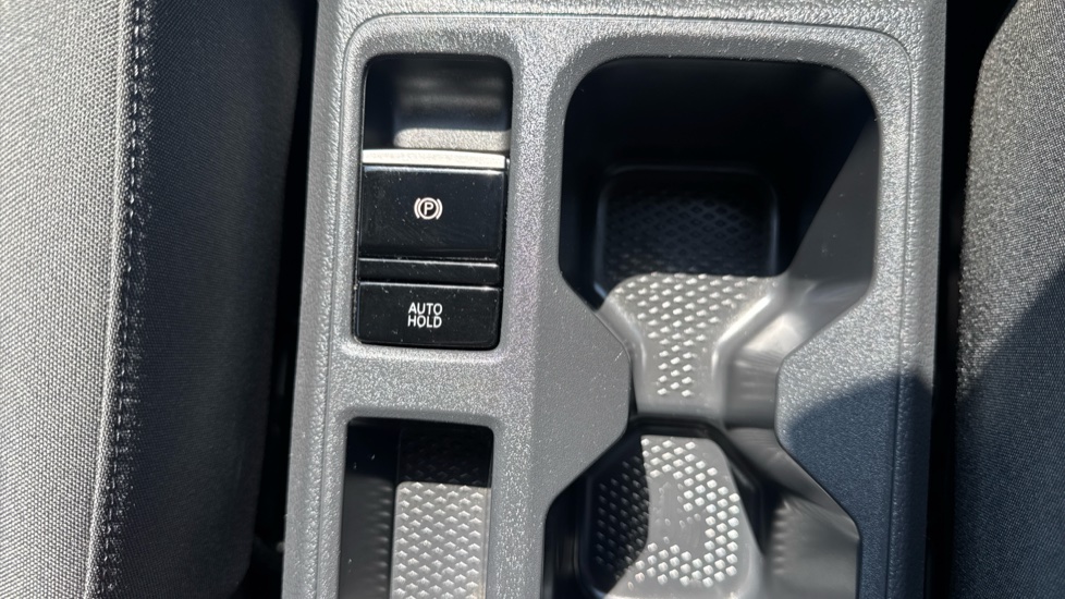 Ford Tourneo Connect 2.0 EcoBlue Titanium 5dr Auto Diesel Estate - Image 28