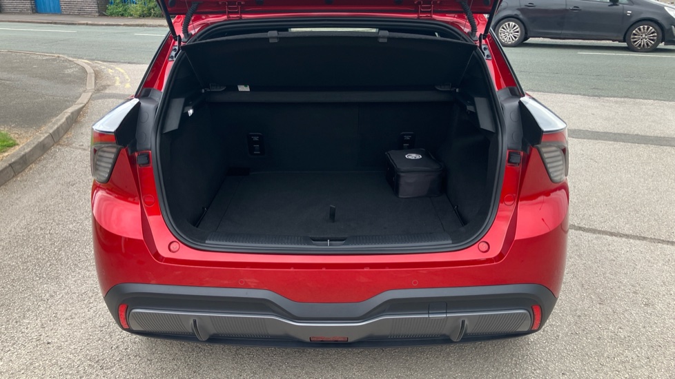 MG MG4 150kW Trophy EV Long Range 64kWh 5dr Auto Electric Hatchback - Image 4