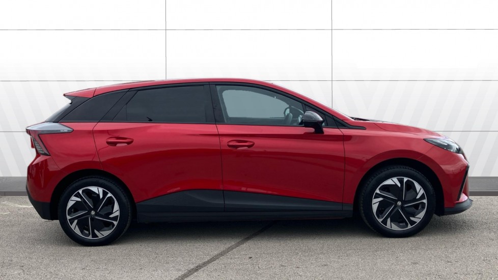 MG MG4 150kW Trophy EV Long Range 64kWh 5dr Auto Electric Hatchback - Image 5