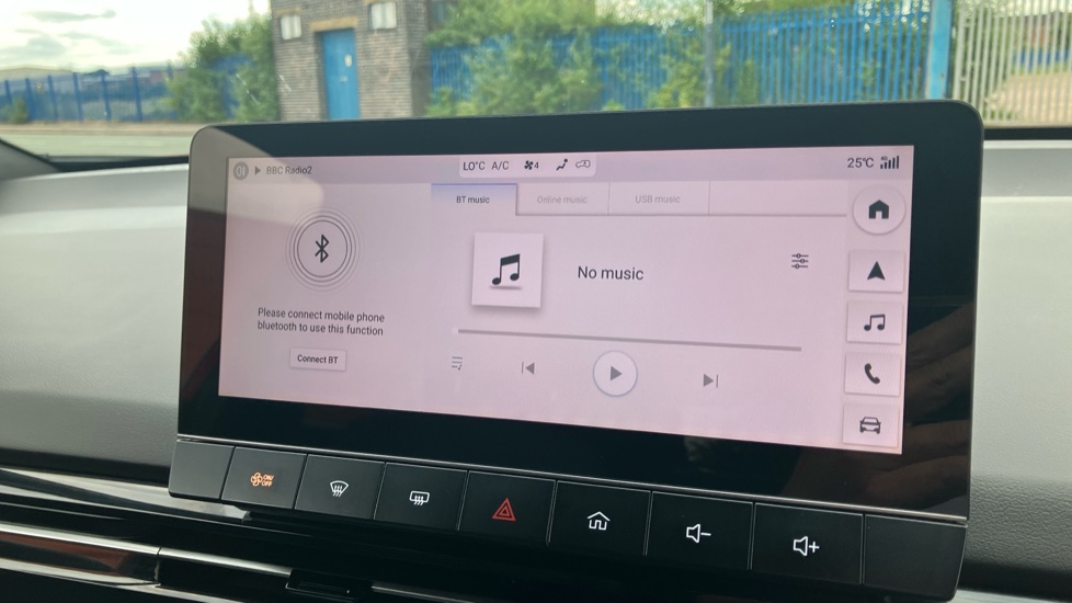 MG MG4 150kW Trophy EV Long Range 64kWh 5dr Auto Electric Hatchback - Image 12